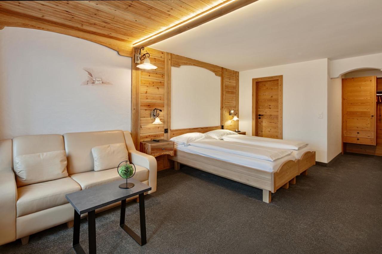 Antika Hotel