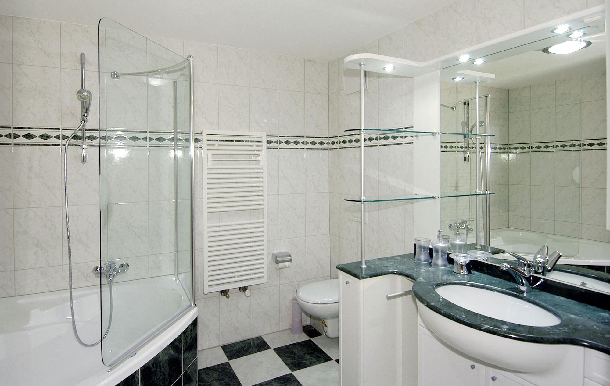 Hotel Antika 3*