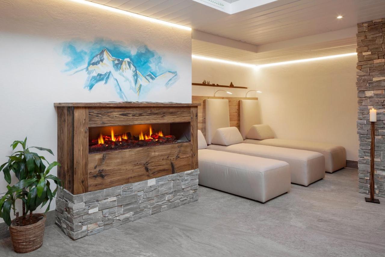 Hotel Antika 3*
